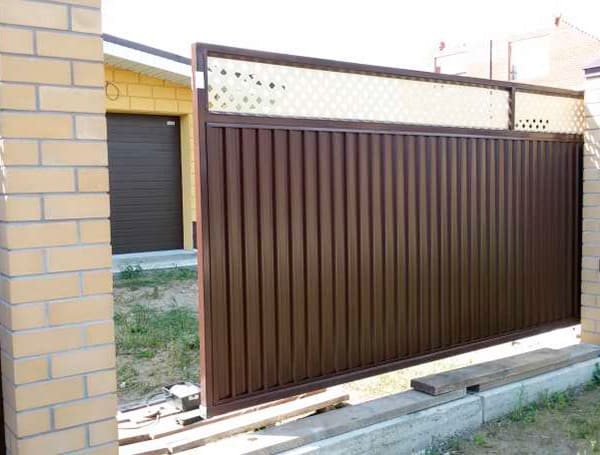 Эстетика и Надежность: Ворота Grand Line для Вашего Дома в Ревде от 36910 руб